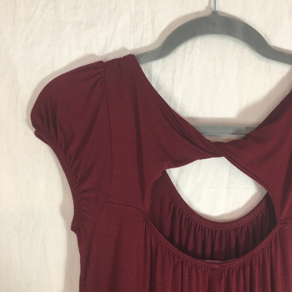 Julie’s Closet Raspberry Open Back Top - Picture 2 of 5